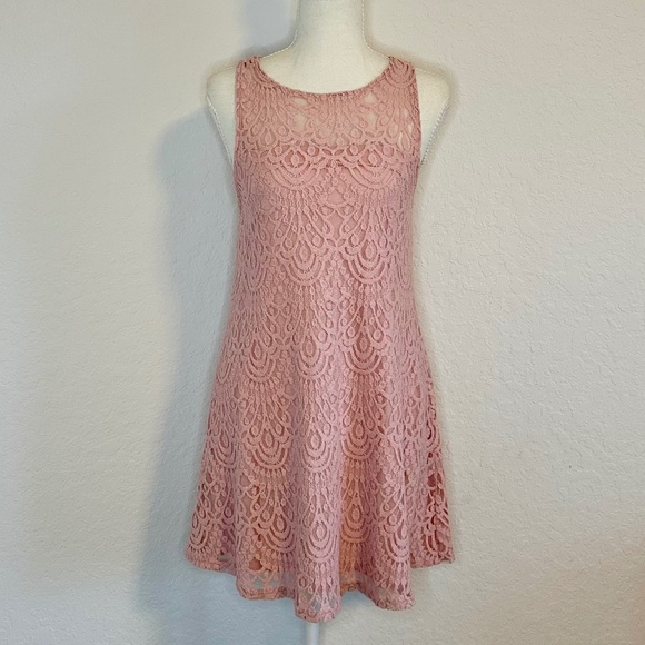 Ginger G Dresses & Skirts - Ginger G Lace Overlay Pink Lined Stretch Dress, Size S